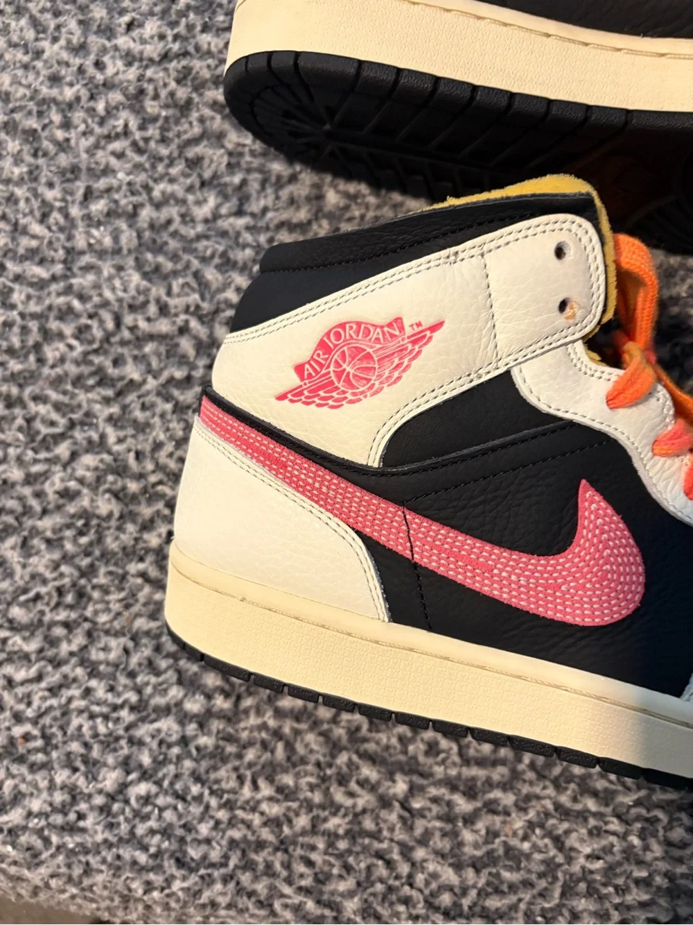 Nike Air Jordan’s Low SE “Fight Club” Size 14 Sneakers in like new condition!